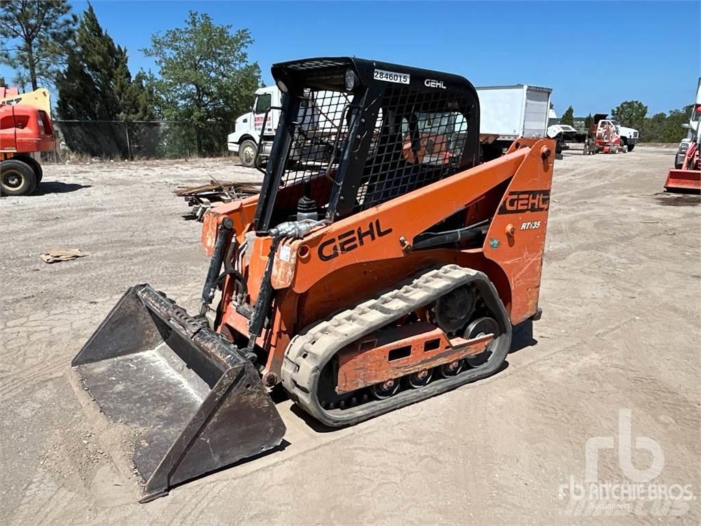 Gehl RT135 Carregadoras de direcção deslizante