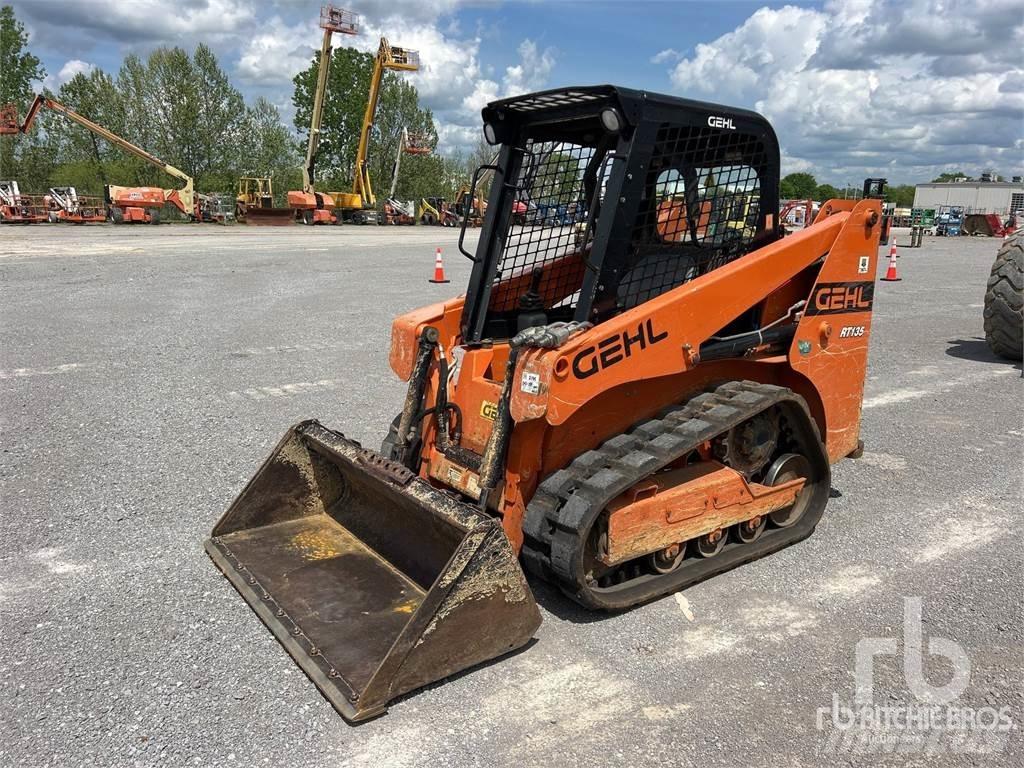 Gehl RT135 Carregadoras de direcção deslizante
