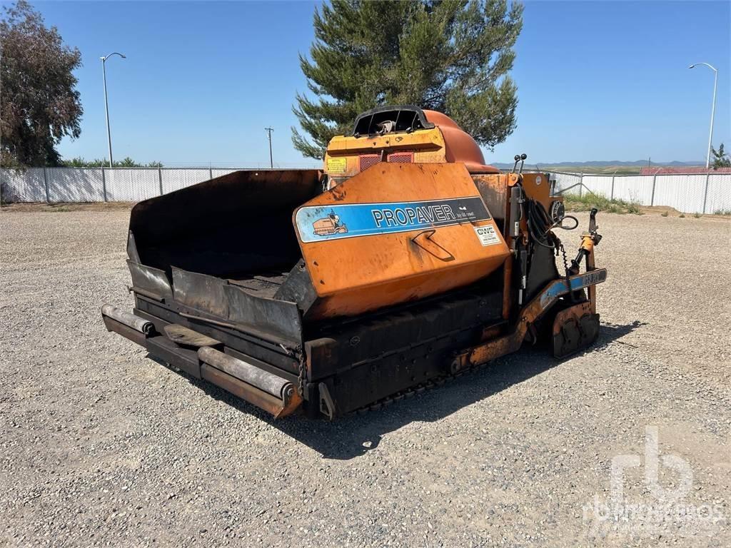  GILLCREST 813RT Pavimentadoras de asfalto