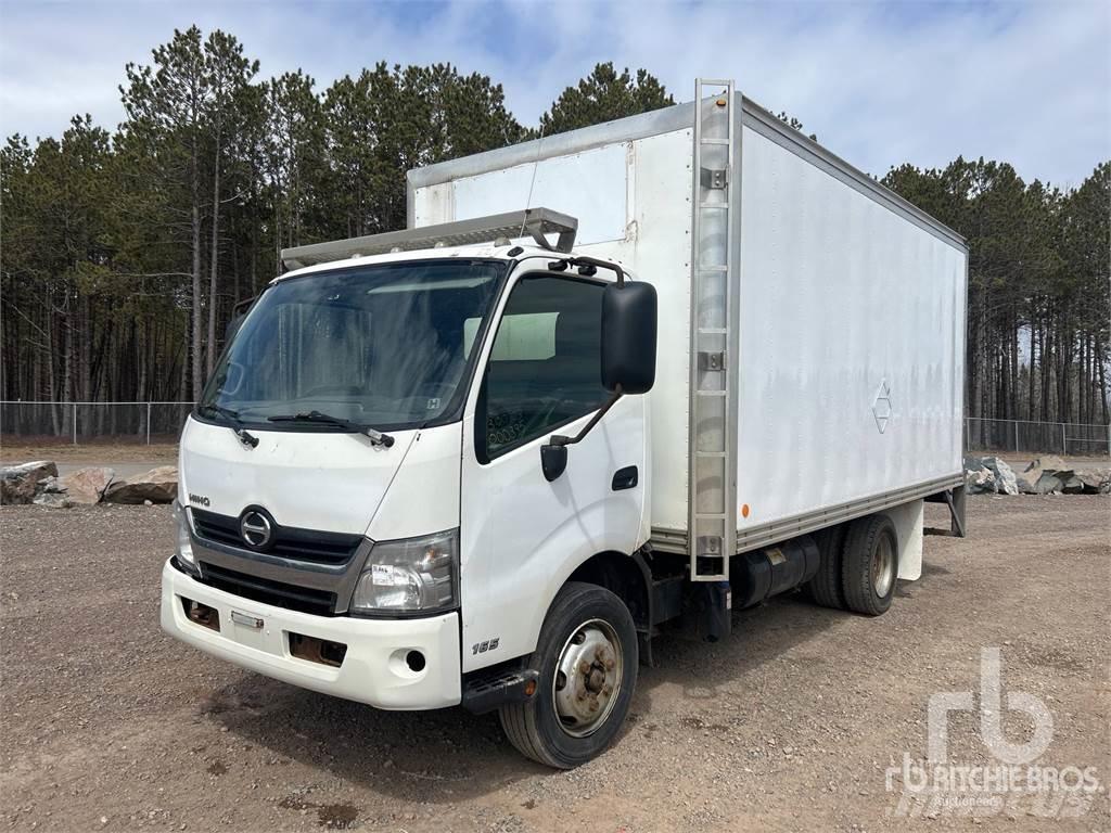 Hino 165 Carrinhas de caixa fechada