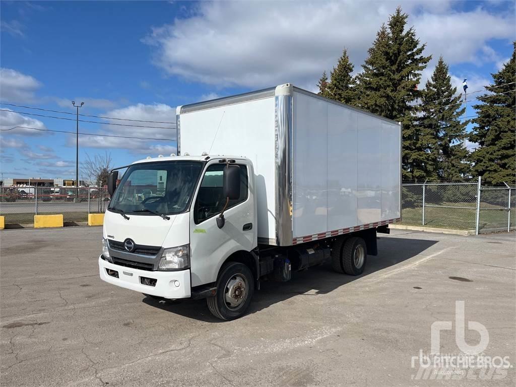 Hino 195 Carrinhas de caixa fechada