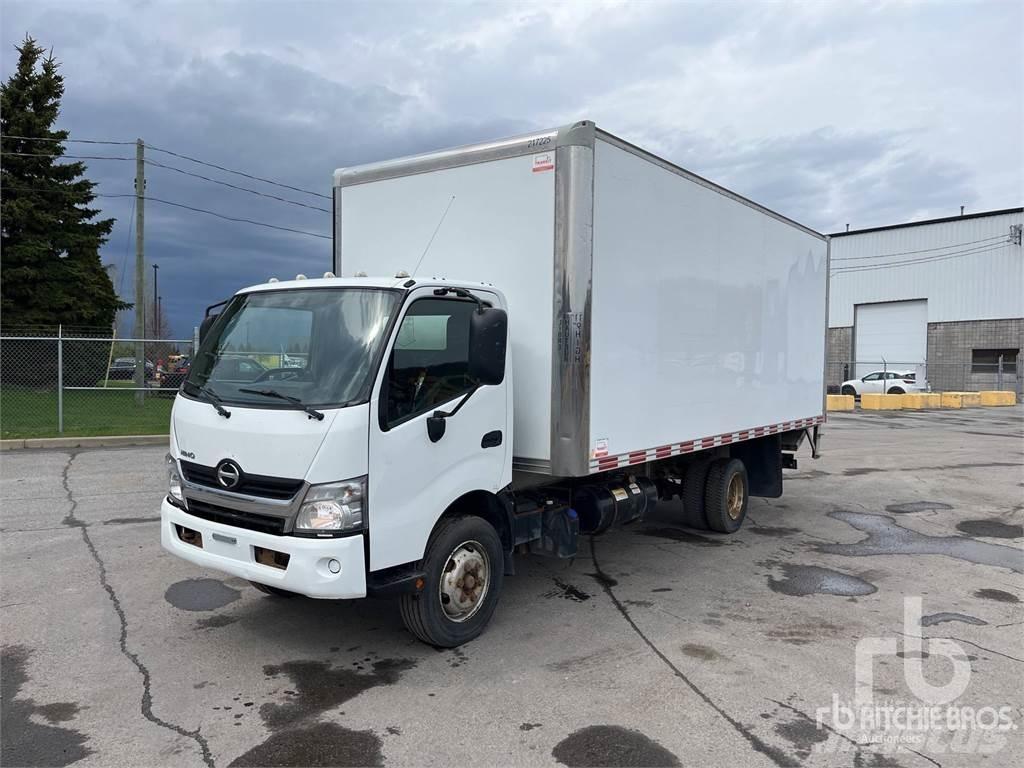 Hino 195 Carrinhas de caixa fechada