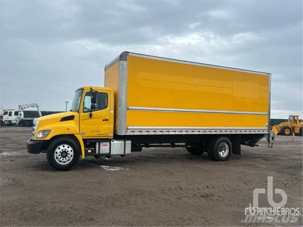 Hino 268 Carrinhas de caixa fechada