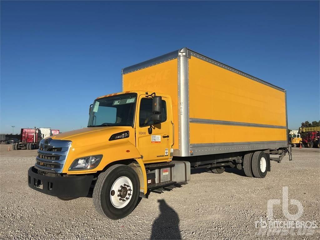 Hino 268 Carrinhas de caixa fechada