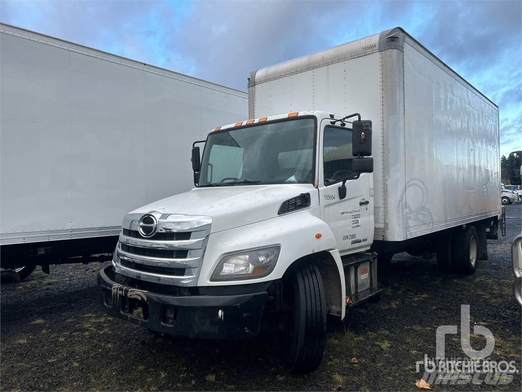 Hino 268 Carrinhas de caixa fechada