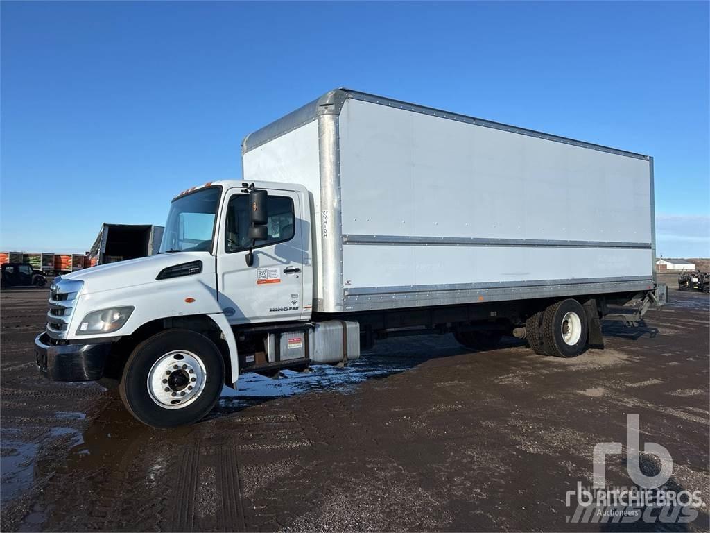 Hino 268 Carrinhas de caixa fechada