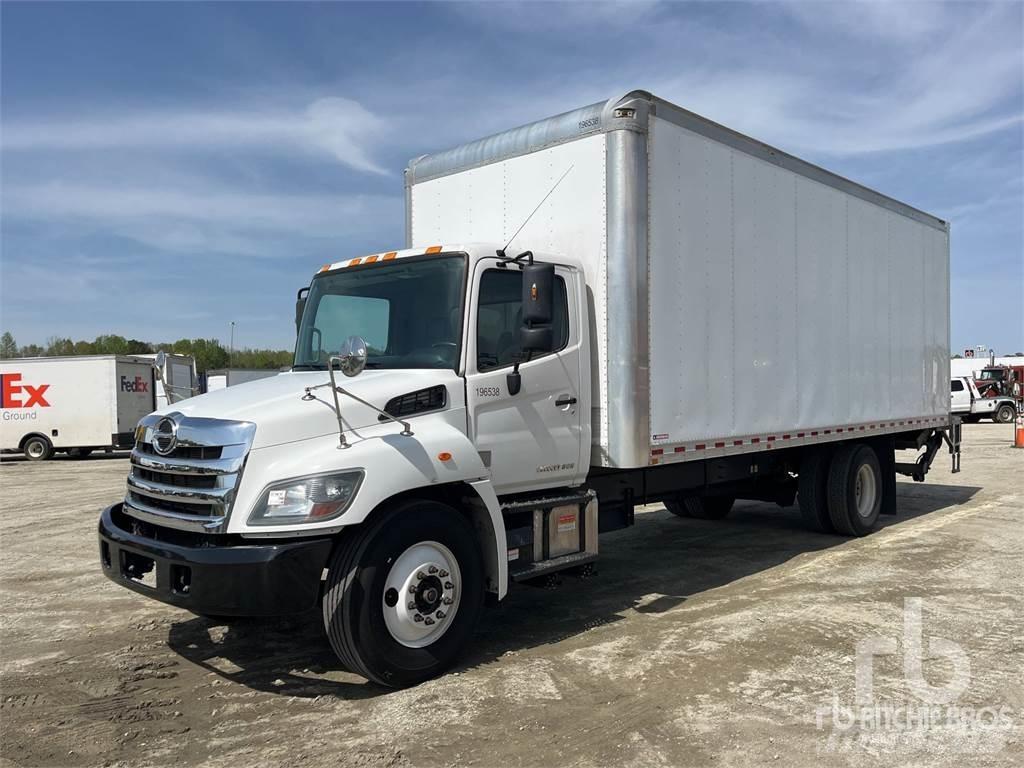 Hino 268 Carrinhas de caixa fechada