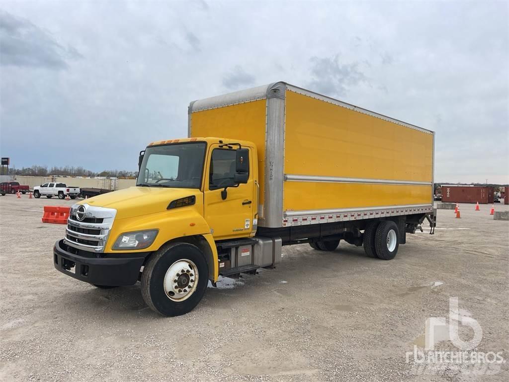 Hino 268 Carrinhas de caixa fechada