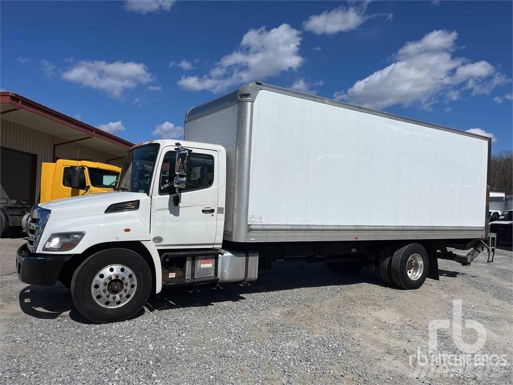 Hino 268 Carrinhas de caixa fechada