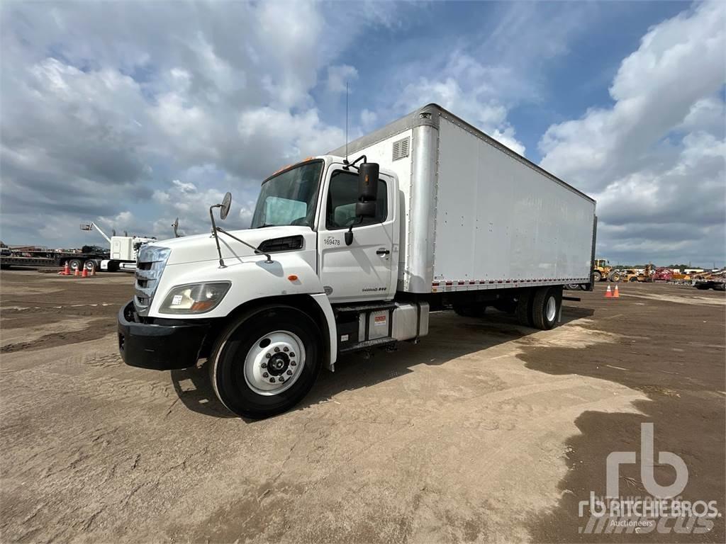 Hino 268 Carrinhas de caixa fechada