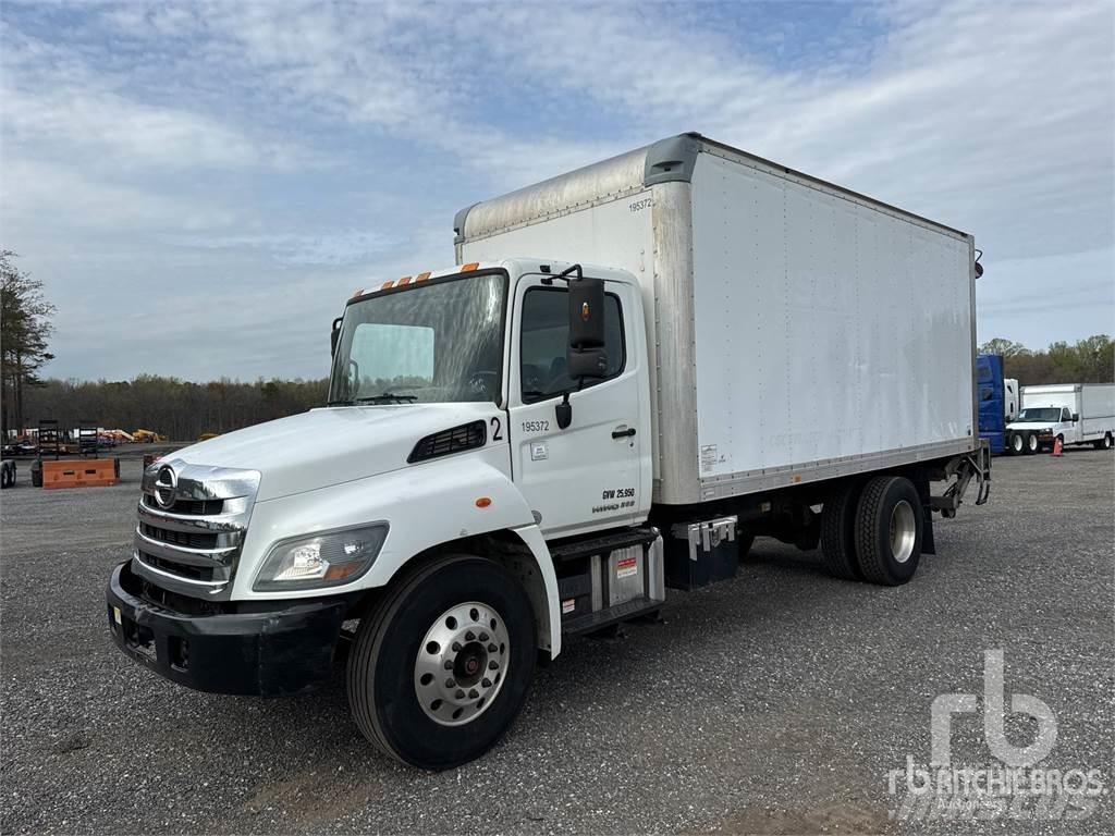Hino 268 Carrinhas de caixa fechada