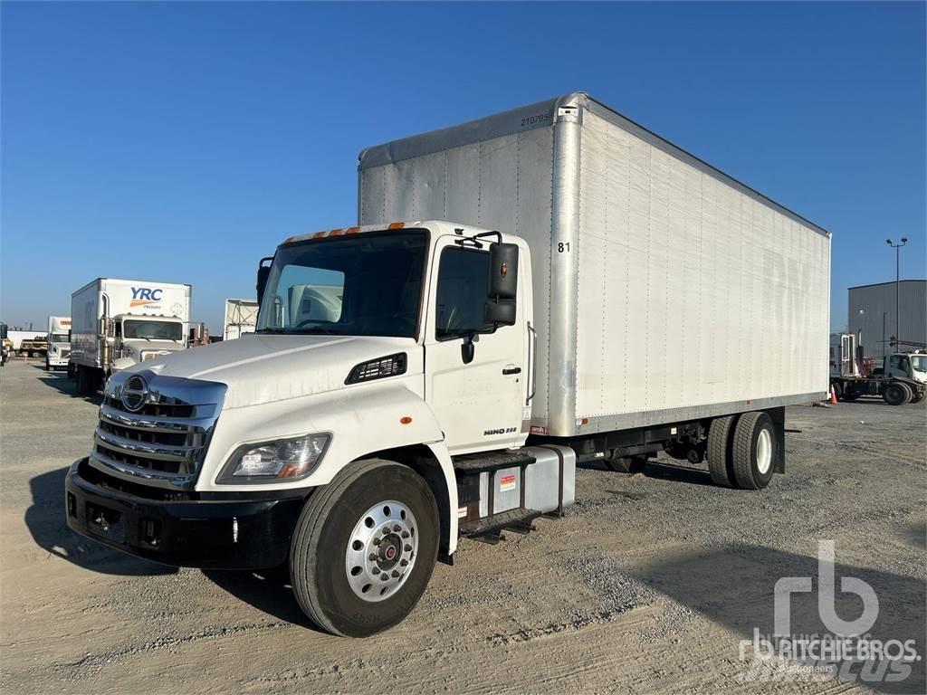 Hino 268 Carrinhas de caixa fechada