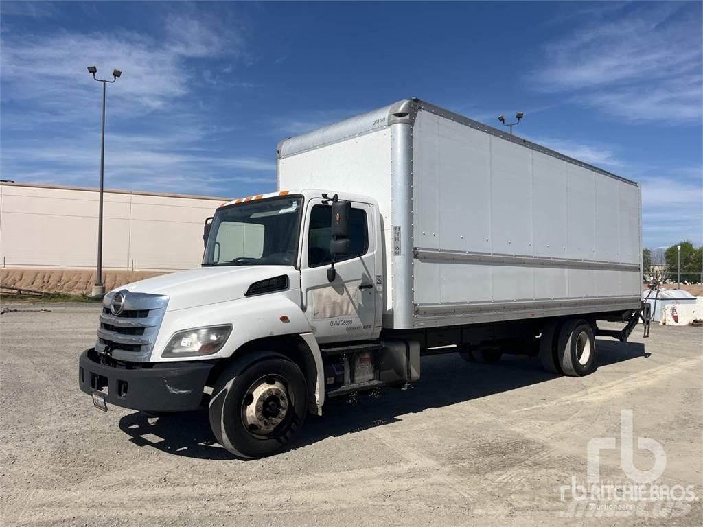Hino 268 Carrinhas de caixa fechada