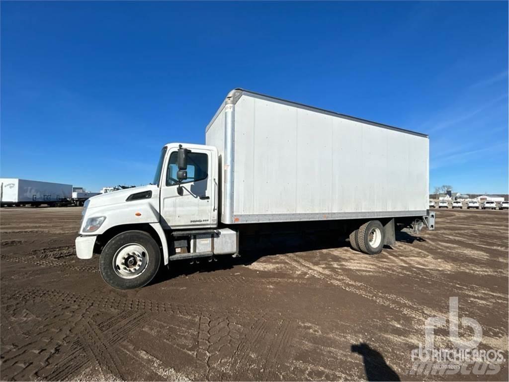 Hino 268 Carrinhas de caixa fechada