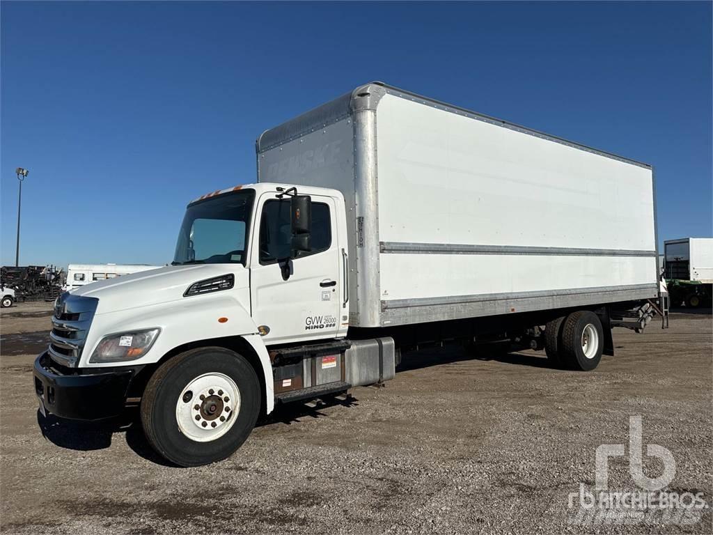 Hino 268 Carrinhas de caixa fechada