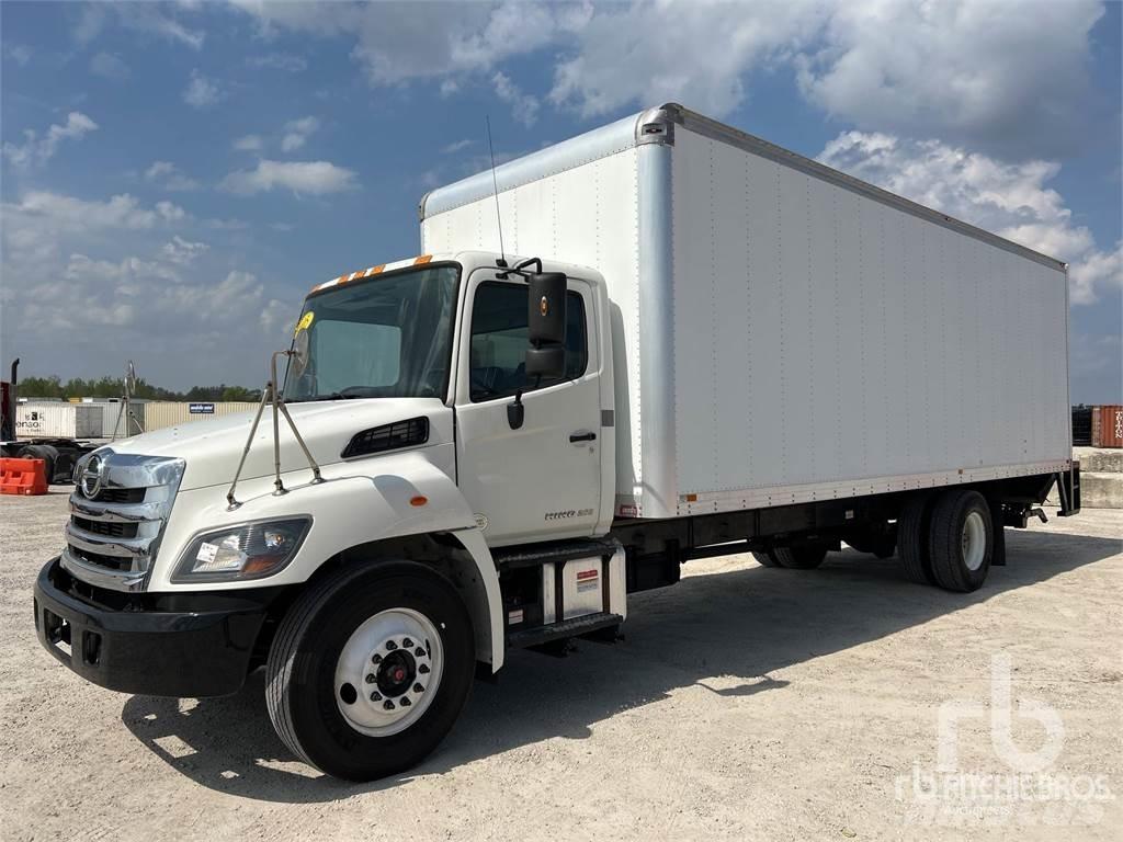 Hino 268 Carrinhas de caixa fechada