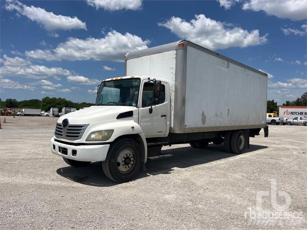 Hino 268 Carrinhas de caixa fechada