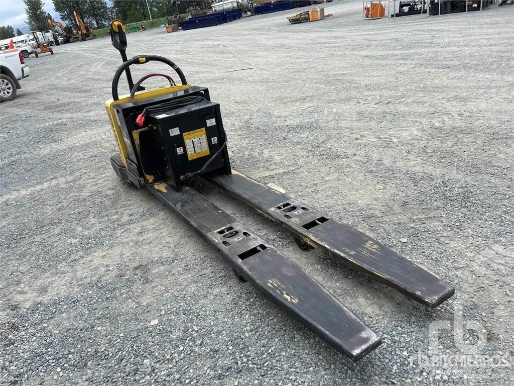 Hyster B80 Racks para paletes