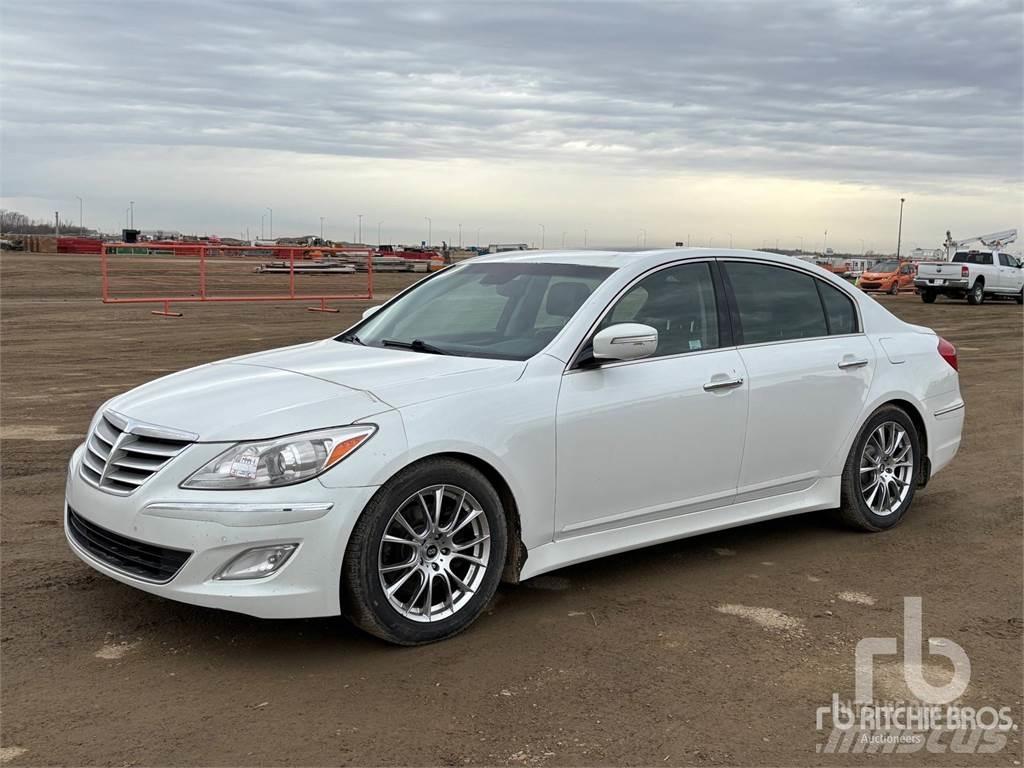 Hyundai GENESIS Carros Ligeiros