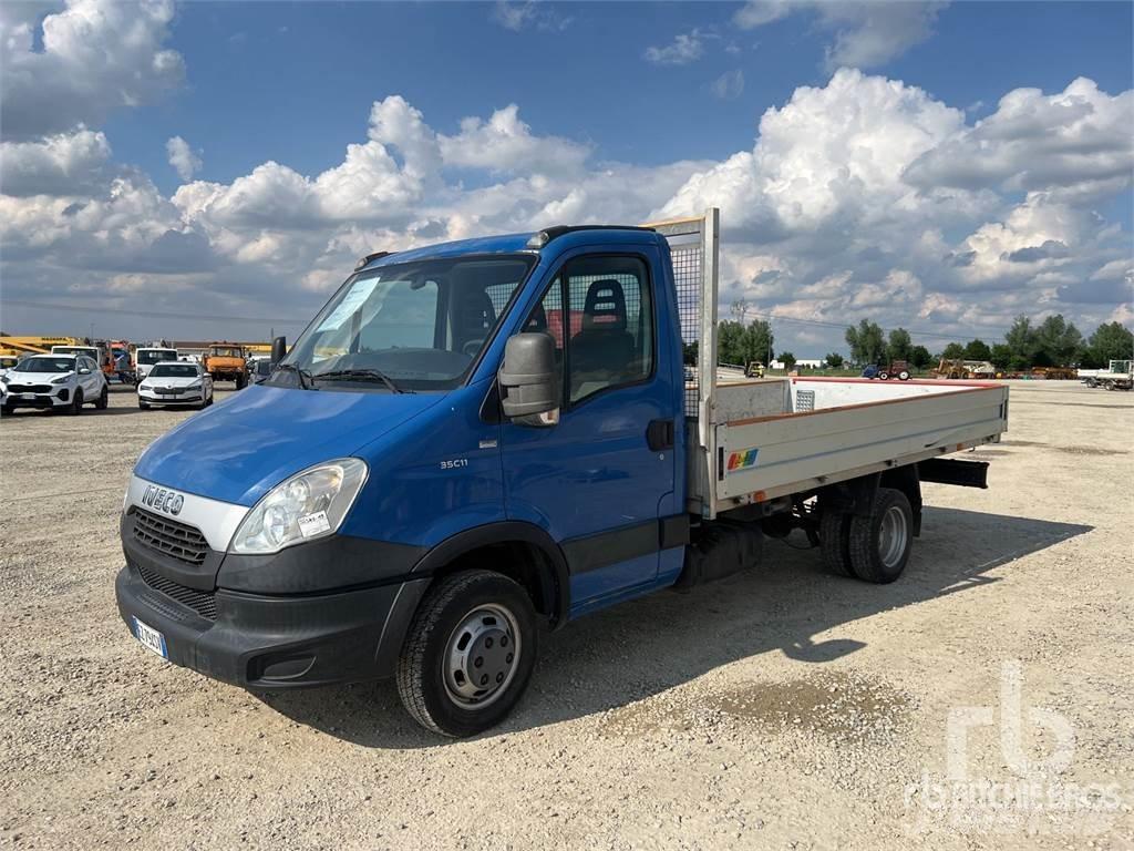 Iveco 35C11 Camiões estrado/caixa aberta