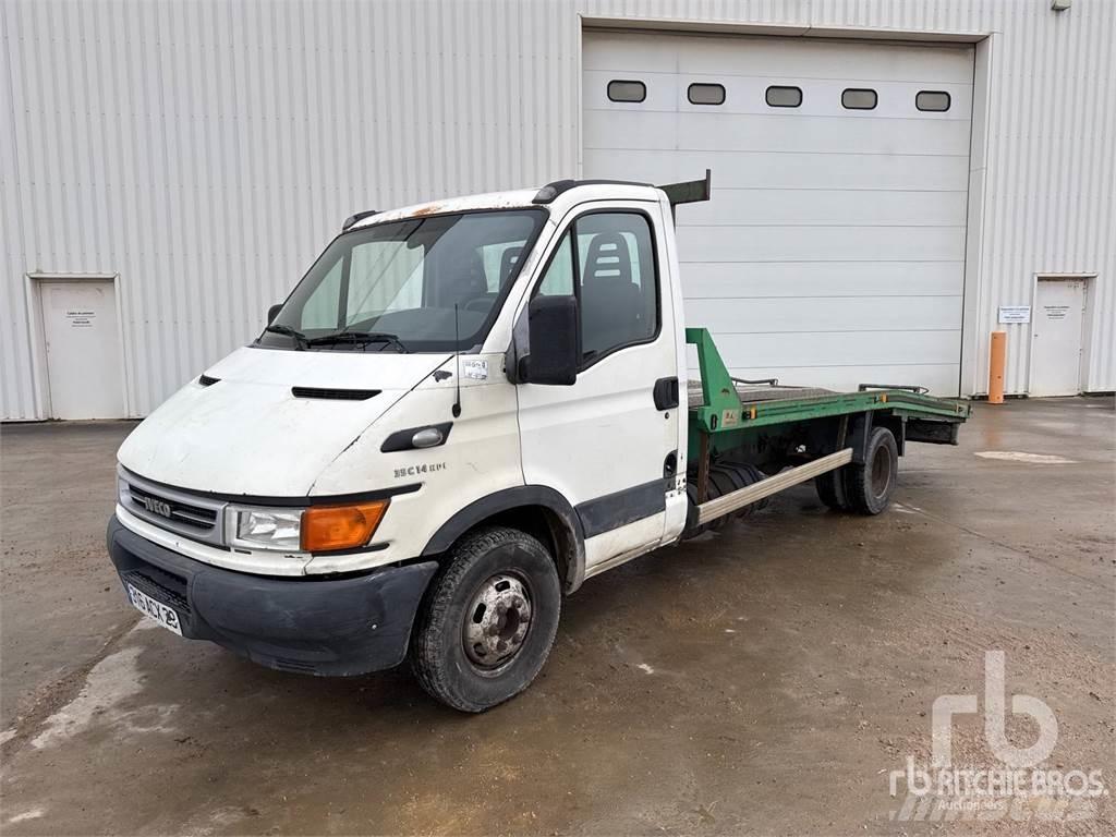 Iveco 35C14HPI Camiões de guincho/estrado
