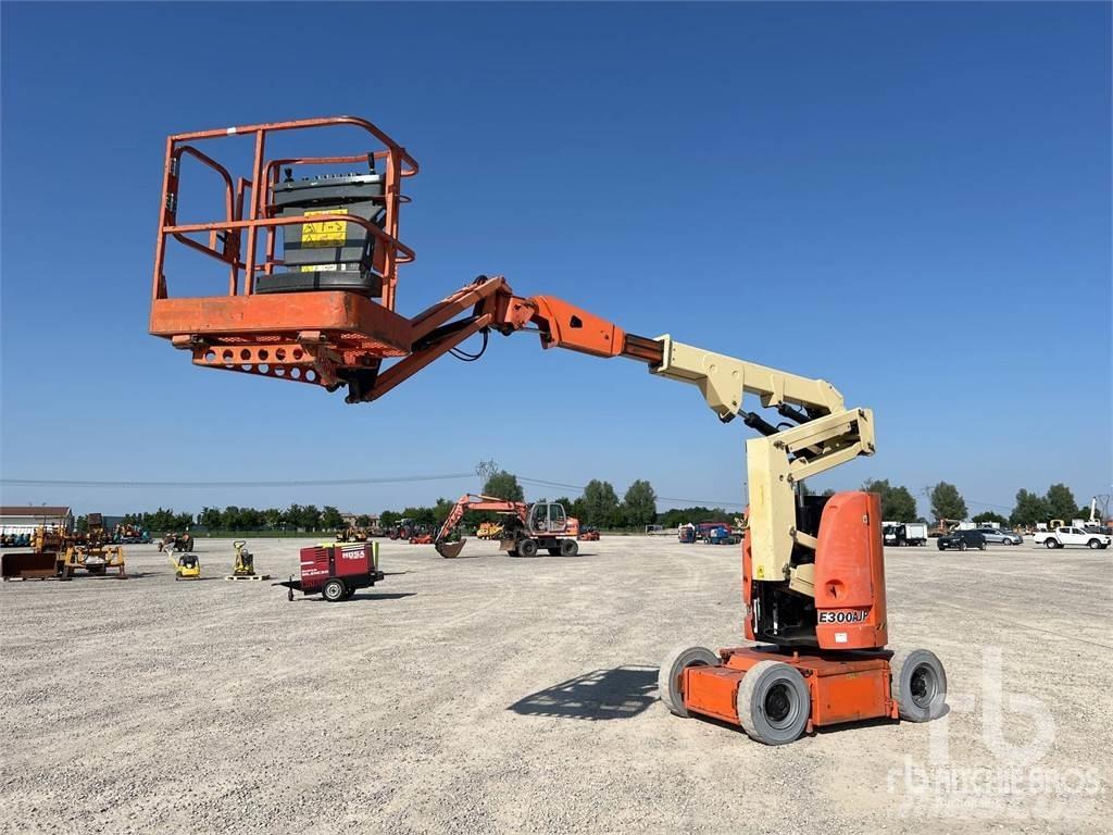 JLG E300 AJP Elevadores braços articulados