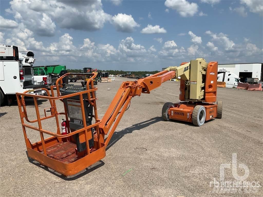 JLG E300 AJP Elevadores braços articulados
