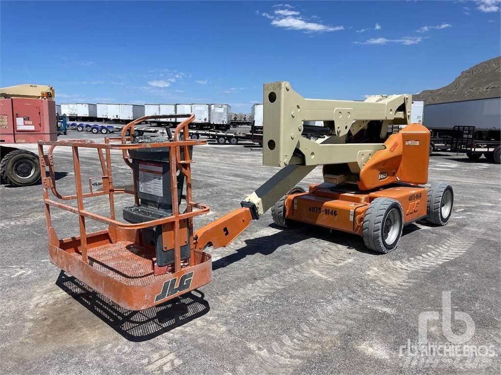 JLG E450A Elevadores braços articulados