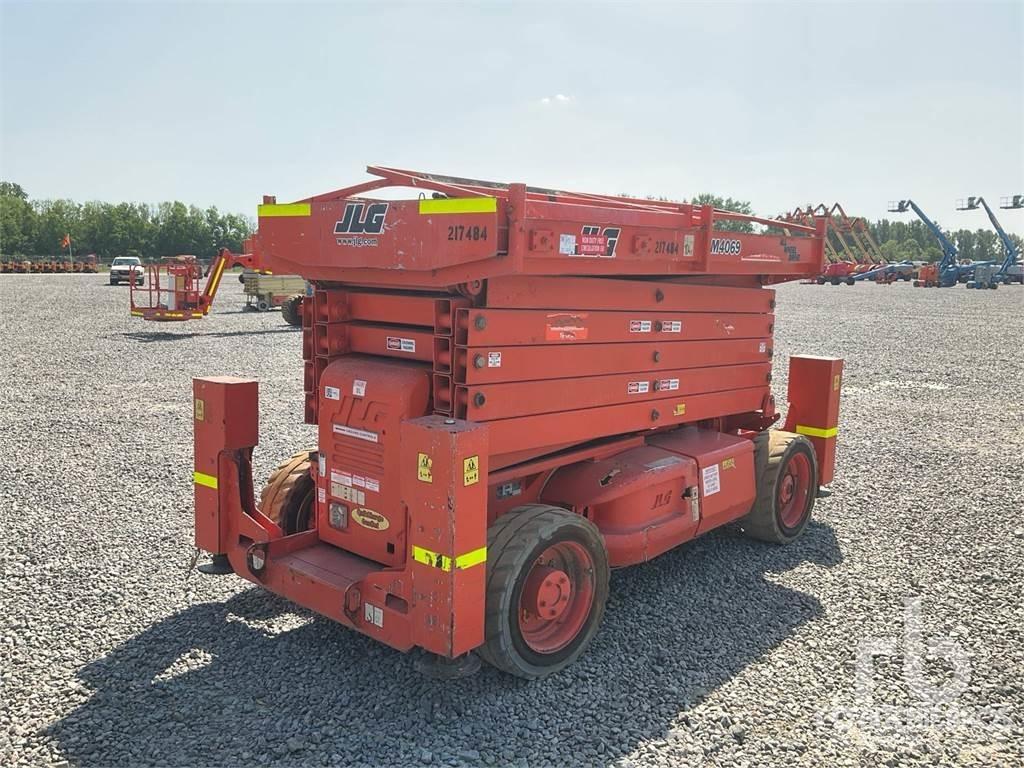 JLG M4069 Elevadores de tesoura