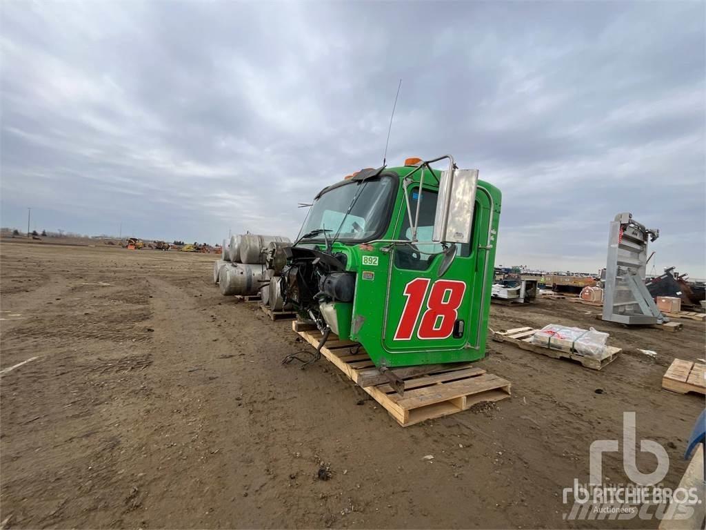 Kenworth T370 Cabines e interior máquinas construção