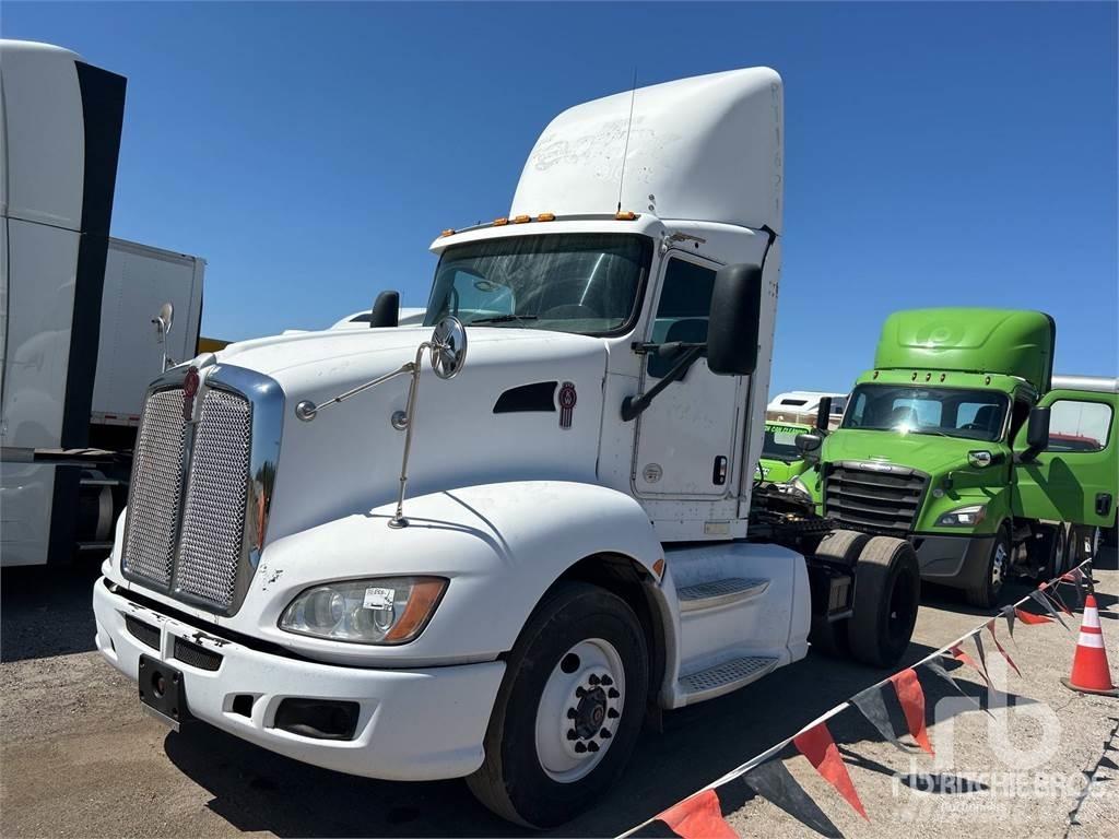 Kenworth T660 Tractores (camiões)