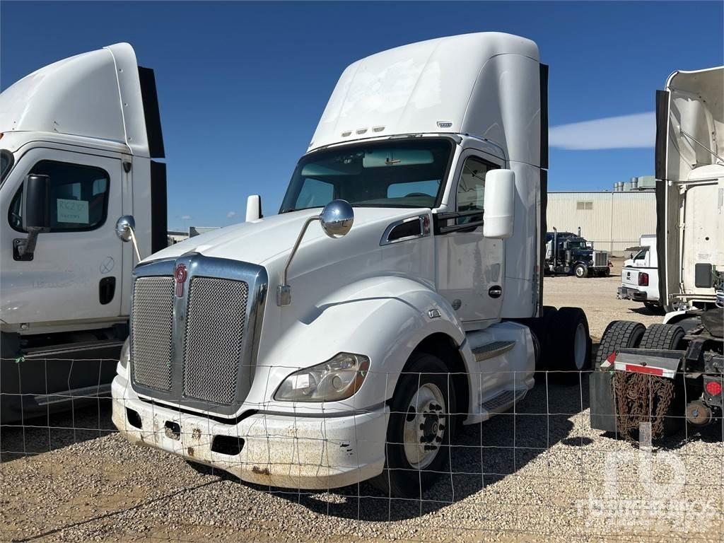 Kenworth T680 Tractores (camiões)