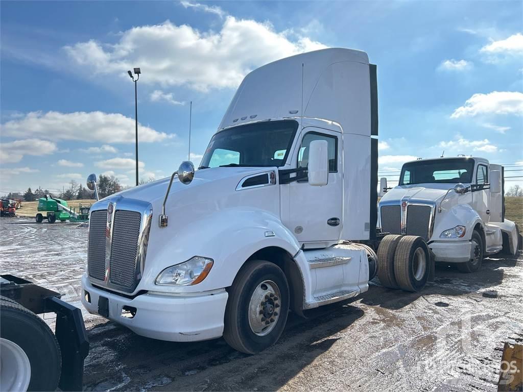 Kenworth T680 Tractores (camiões)