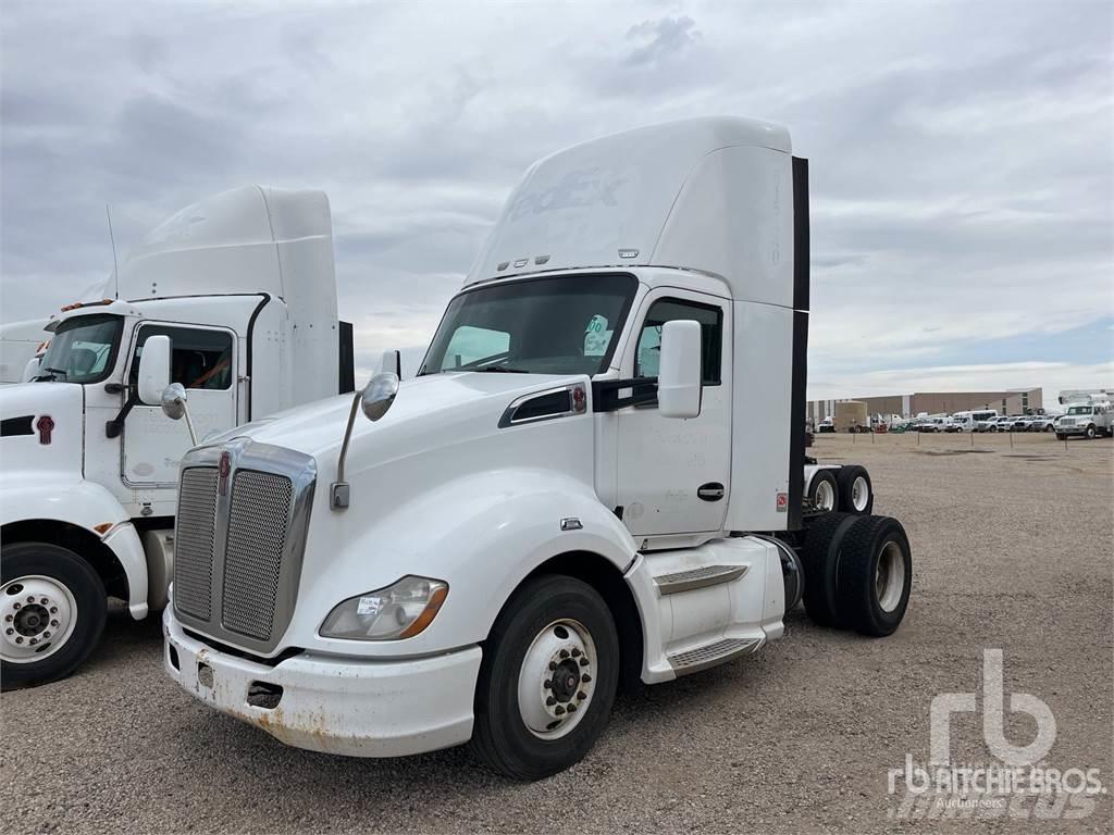 Kenworth T680 Tractores (camiões)
