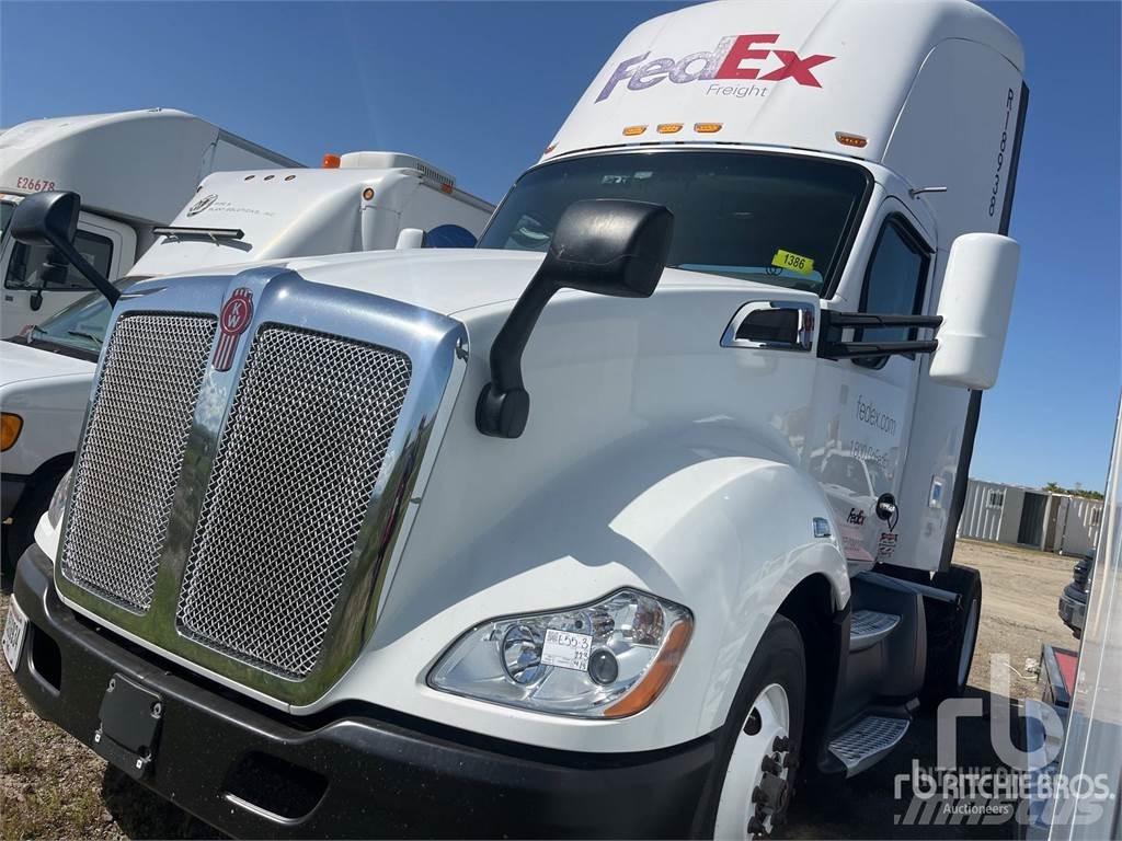 Kenworth T680 Tractores (camiões)