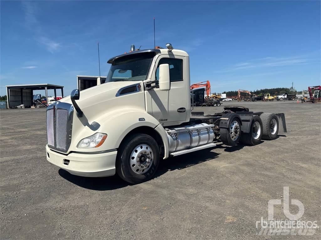 Kenworth T680 Tractores (camiões)