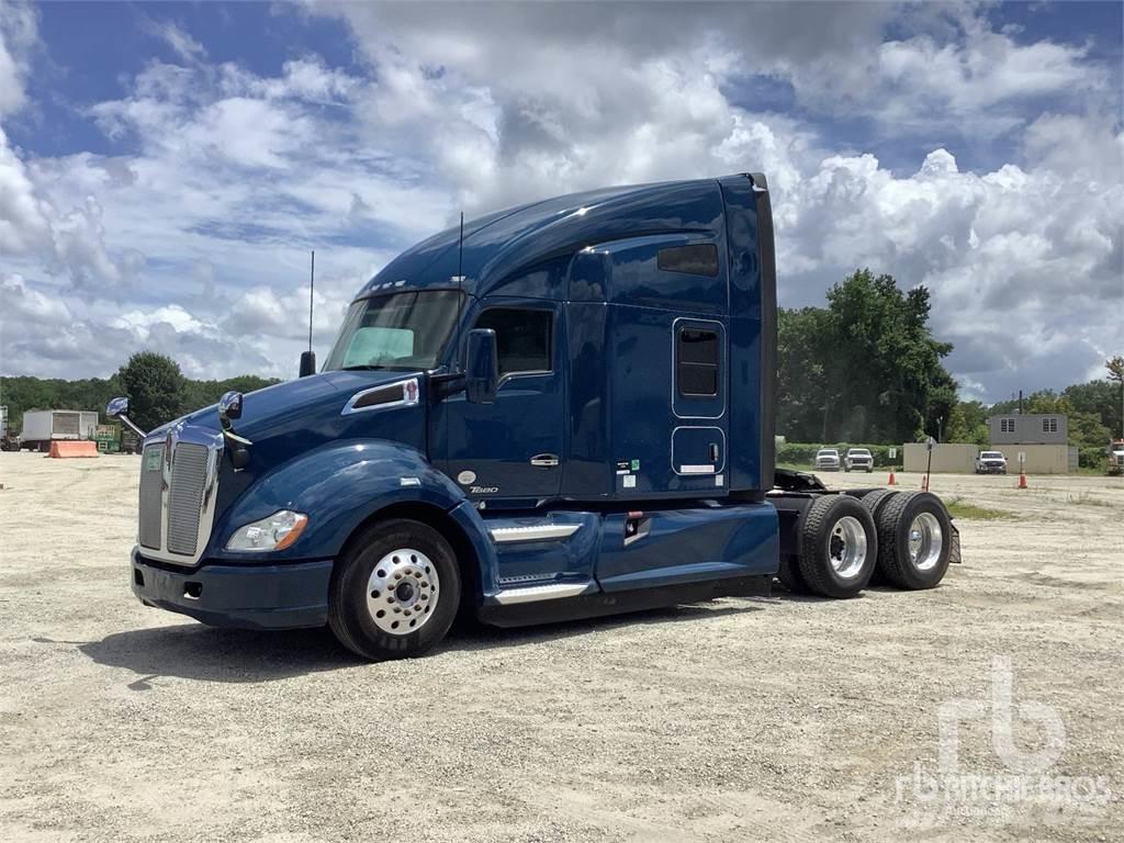 Kenworth T680 Tractores (camiões)