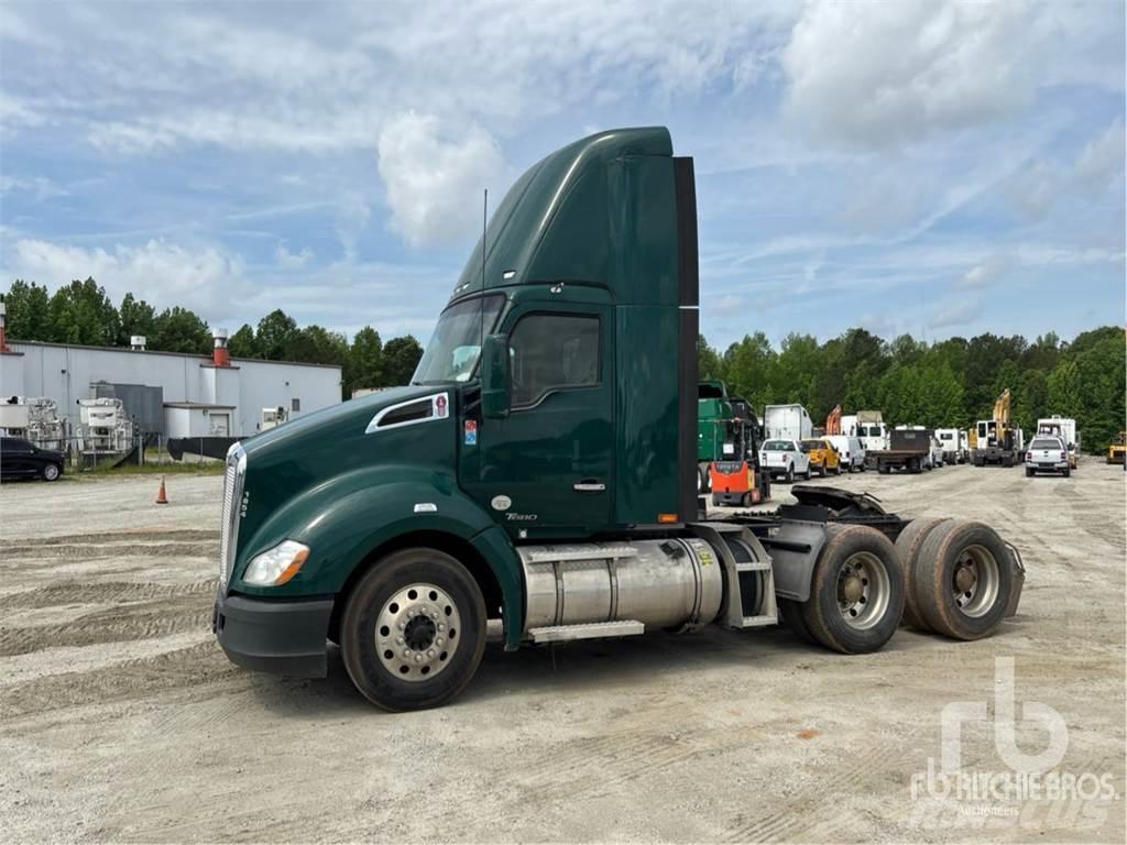 Kenworth T680 Tractores (camiões)
