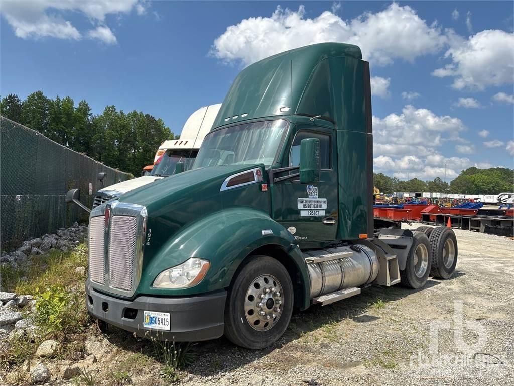 Kenworth T680 Tractores (camiões)