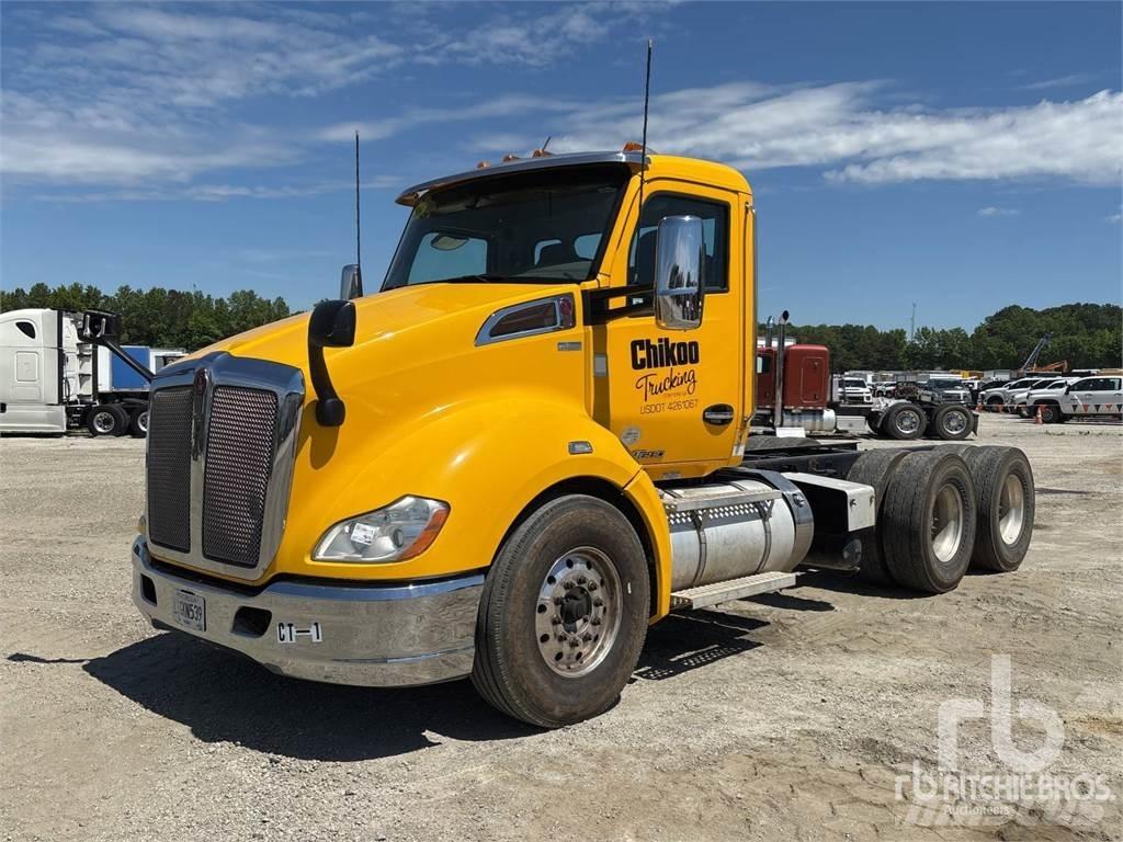 Kenworth T680 Camiões de chassis e cabine