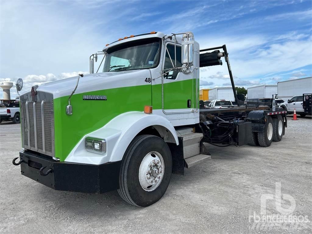 Kenworth T800 Camiões caixa desmontável com elevador de cabo