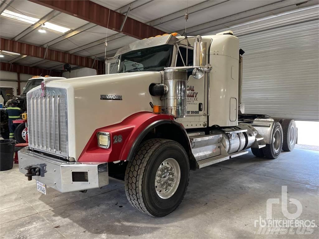Kenworth T800B Tractores (camiões)