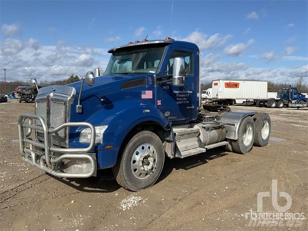 Kenworth T880 Tractores (camiões)