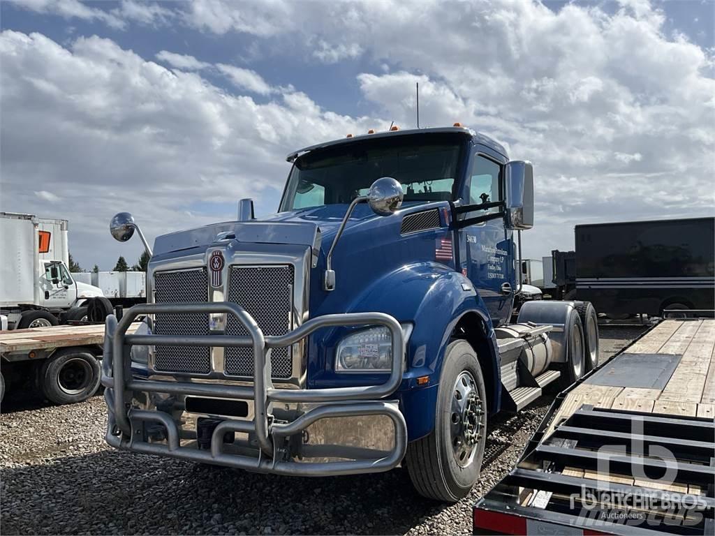 Kenworth T880 Tractores (camiões)