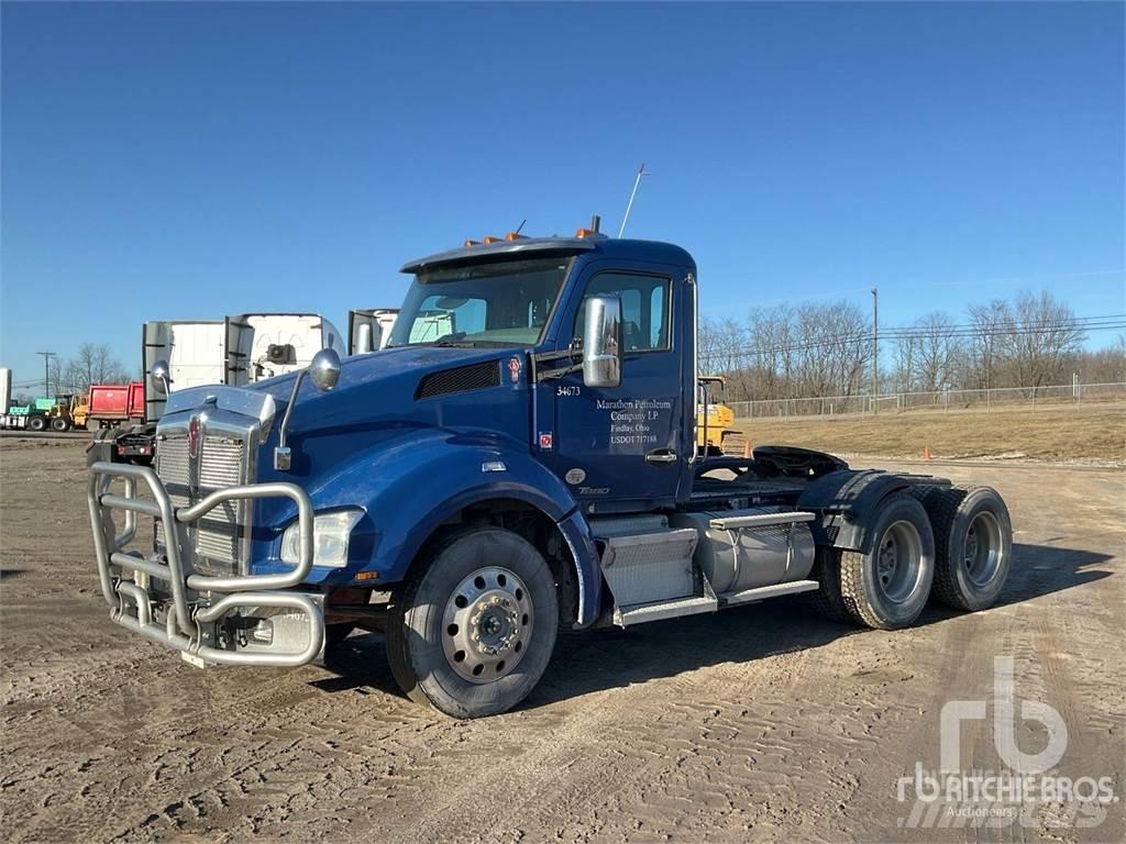 Kenworth T880 Tractores (camiões)