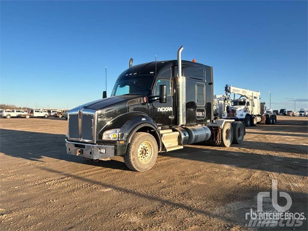Kenworth T880 Tractores (camiões)