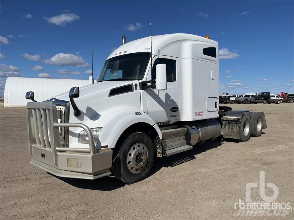 Kenworth T880 Tractores (camiões)