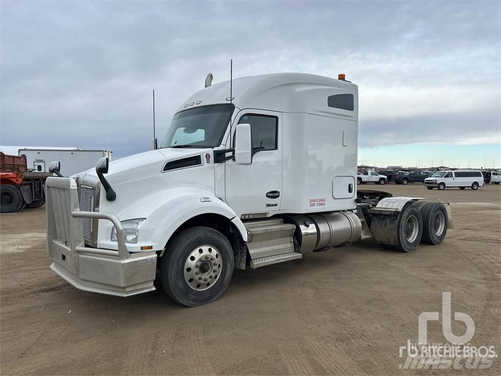 Kenworth T880 Tractores (camiões)