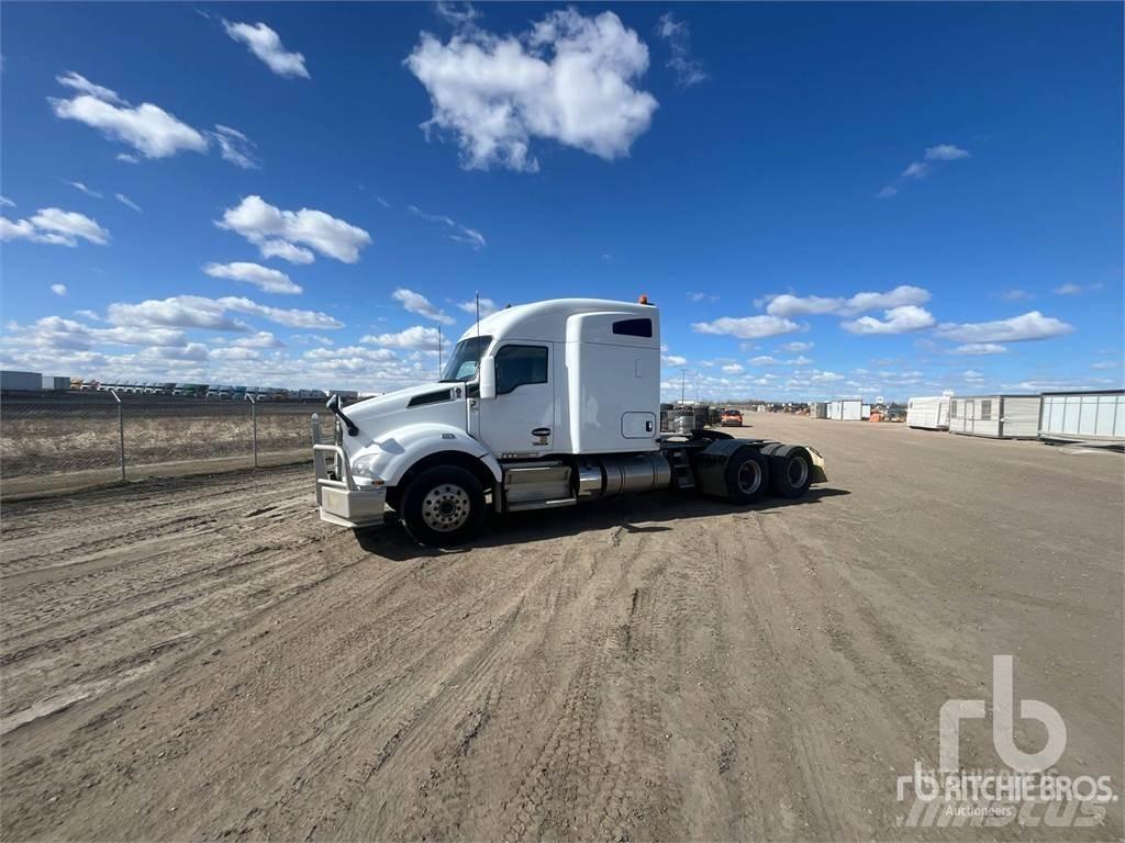 Kenworth T880 Tractores (camiões)