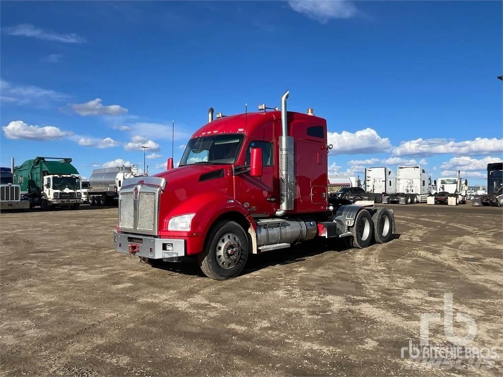 Kenworth T880 Tractores (camiões)